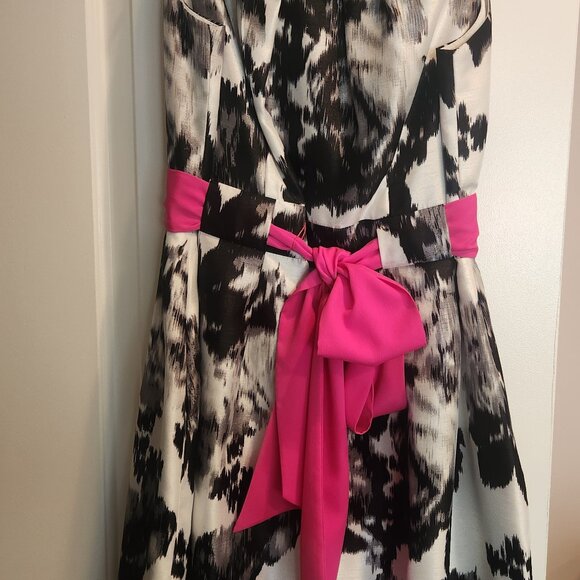 EUC -Jessica Howard Women's Floral Black & White/Pink Bow Belted Dress-Size 12 - Picture 4 of 11